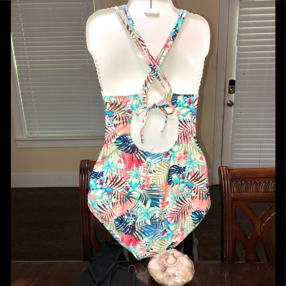 👙🌞New Tropical 🏝Print 1pc Swim 🏊♀️Suit - Picture 3 of 8